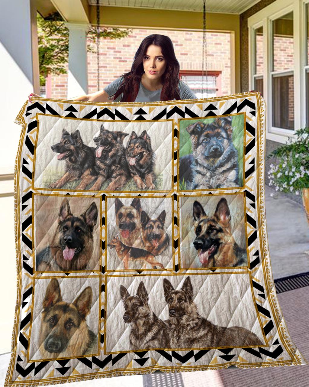 Personalized German Shepherd Quilt Bedding Set - Perfect for Bedroom Decor and Family Gifts