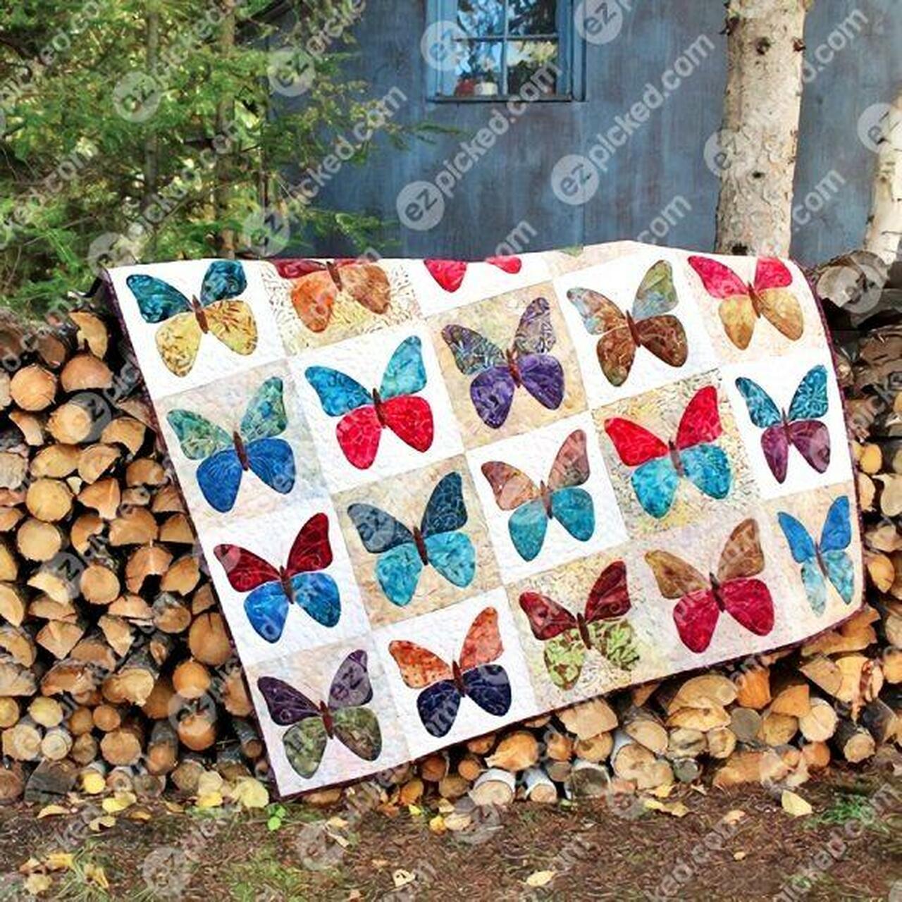 Colorful Wings Personalized Quilt Blanket Bedding Set for Bedroom Decor and Family Gifts