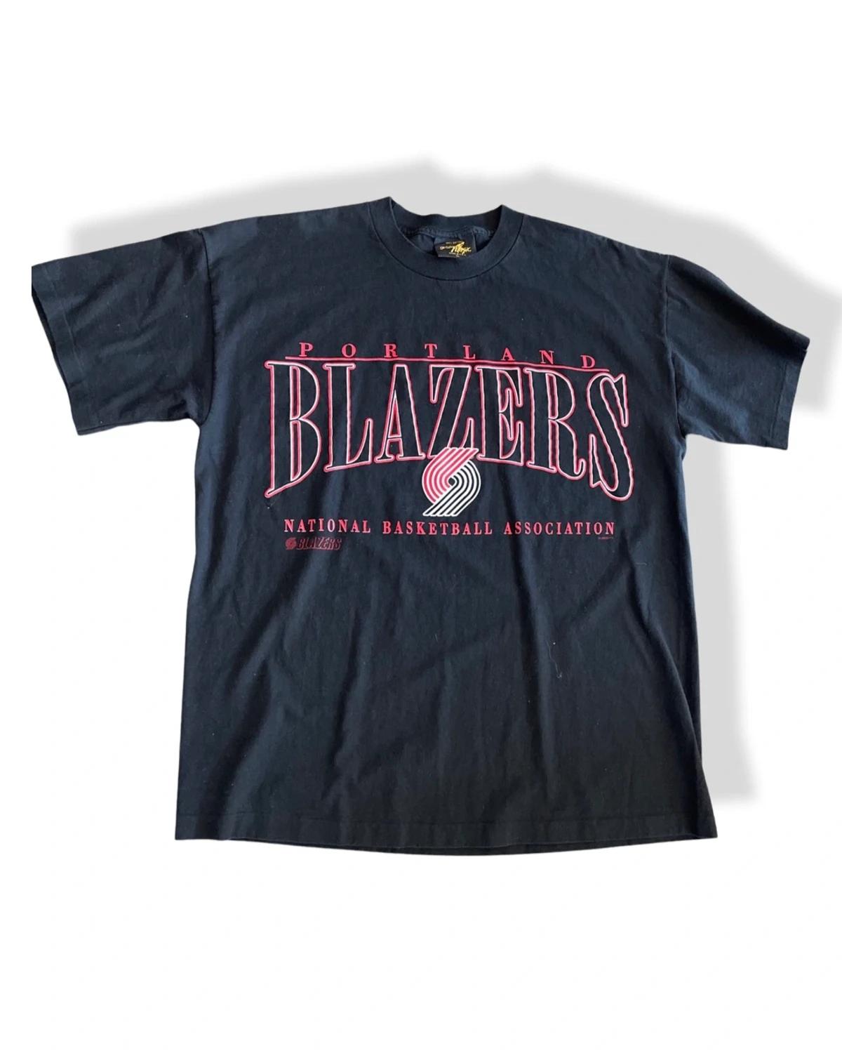 Vintage Style Single Stitch Blazers Shirt Sweatshirt Hoodie Reprinted Full Size Gifts for NBA Fans