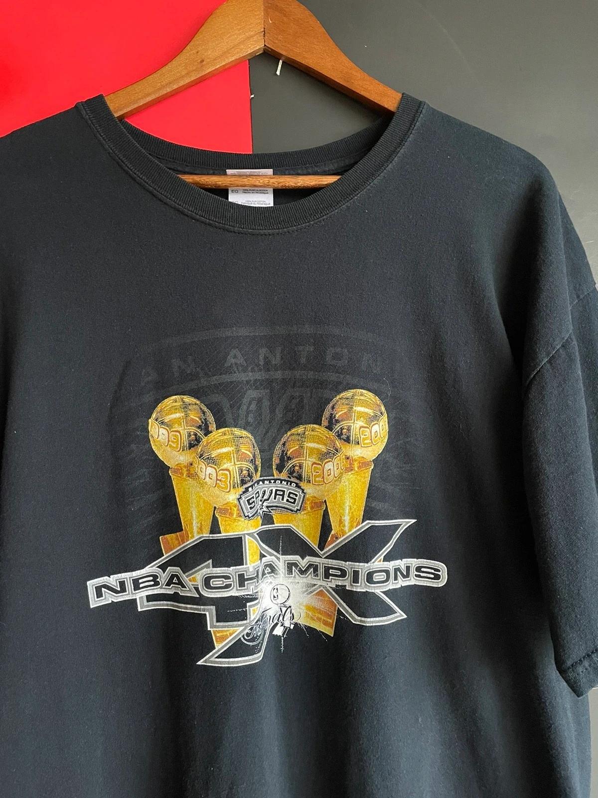 Vintage Style San Antonio Spurs Championship Shirt Sweatshirt Hoodie Reprinted Full Size Gifts for NBA Fans - Image 2