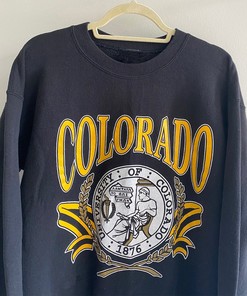 Vintage University of Colorado Logo Crewneck Sweatshirt Hoodie Shirt Gifts for NCAA Fans