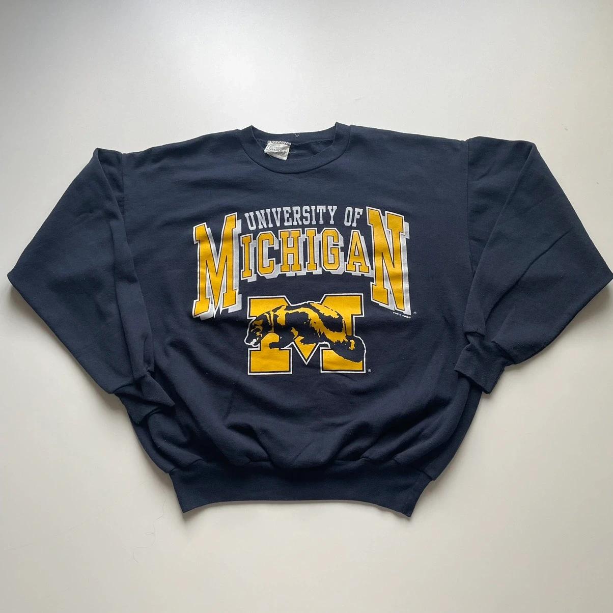 Vintage Style 90s University of Michigan Wolverines NCAA Hoodie Sweatshirt Crewneck Sweatshirt Full Size