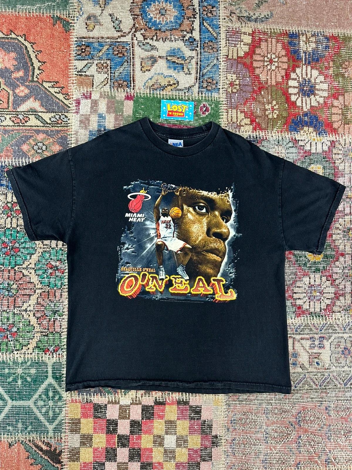 2004 Vintage Style NBA Miami Heat Shaquille O’Neal Basketball Shirt Hoodie Sweatshirt Reprinted Full Size Gifts for NBA Fans