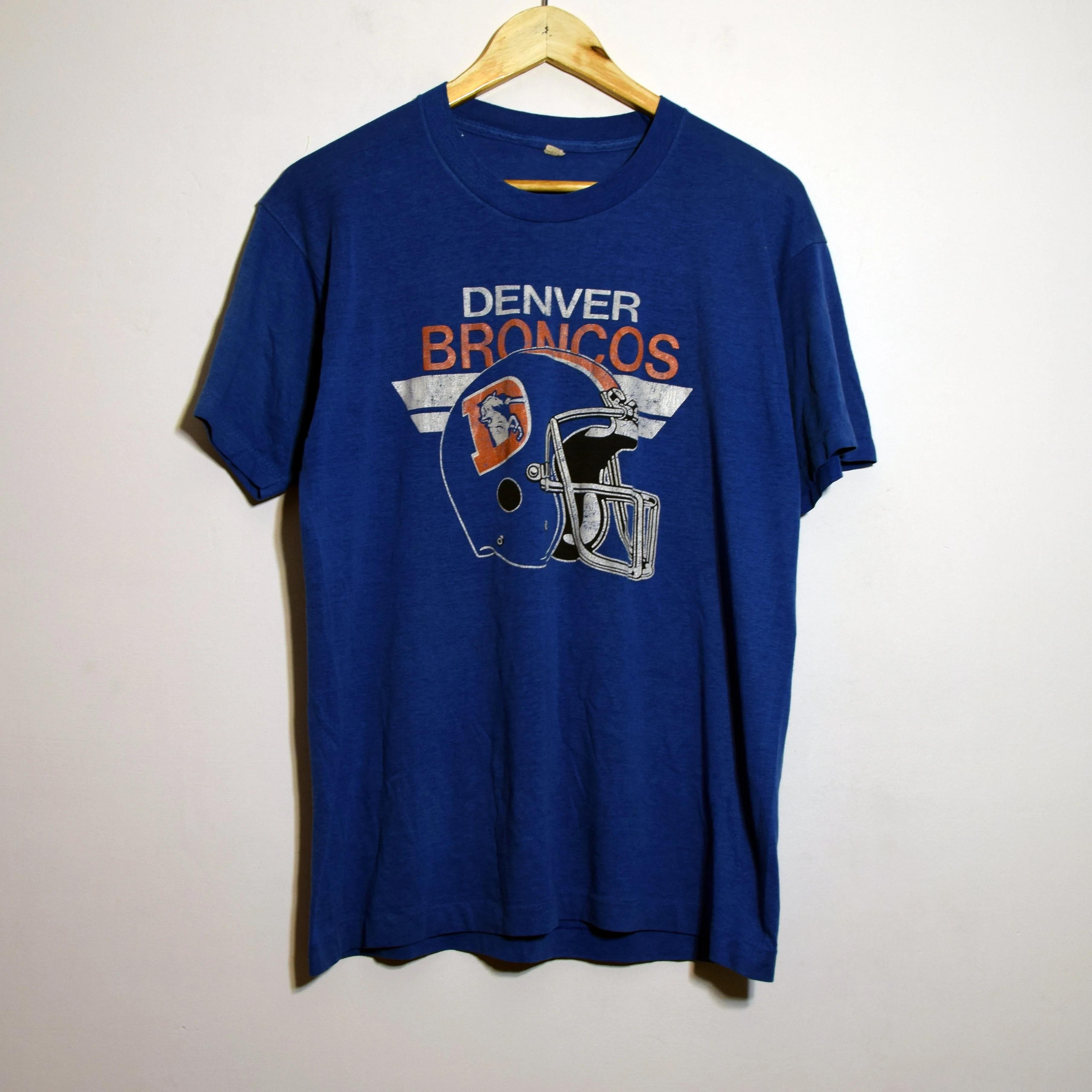 80s Football Denver Broncos T-Shirt L Football 90s Shirt Hoodie Sweatshirt Reprinted Gifts for NFL Fans