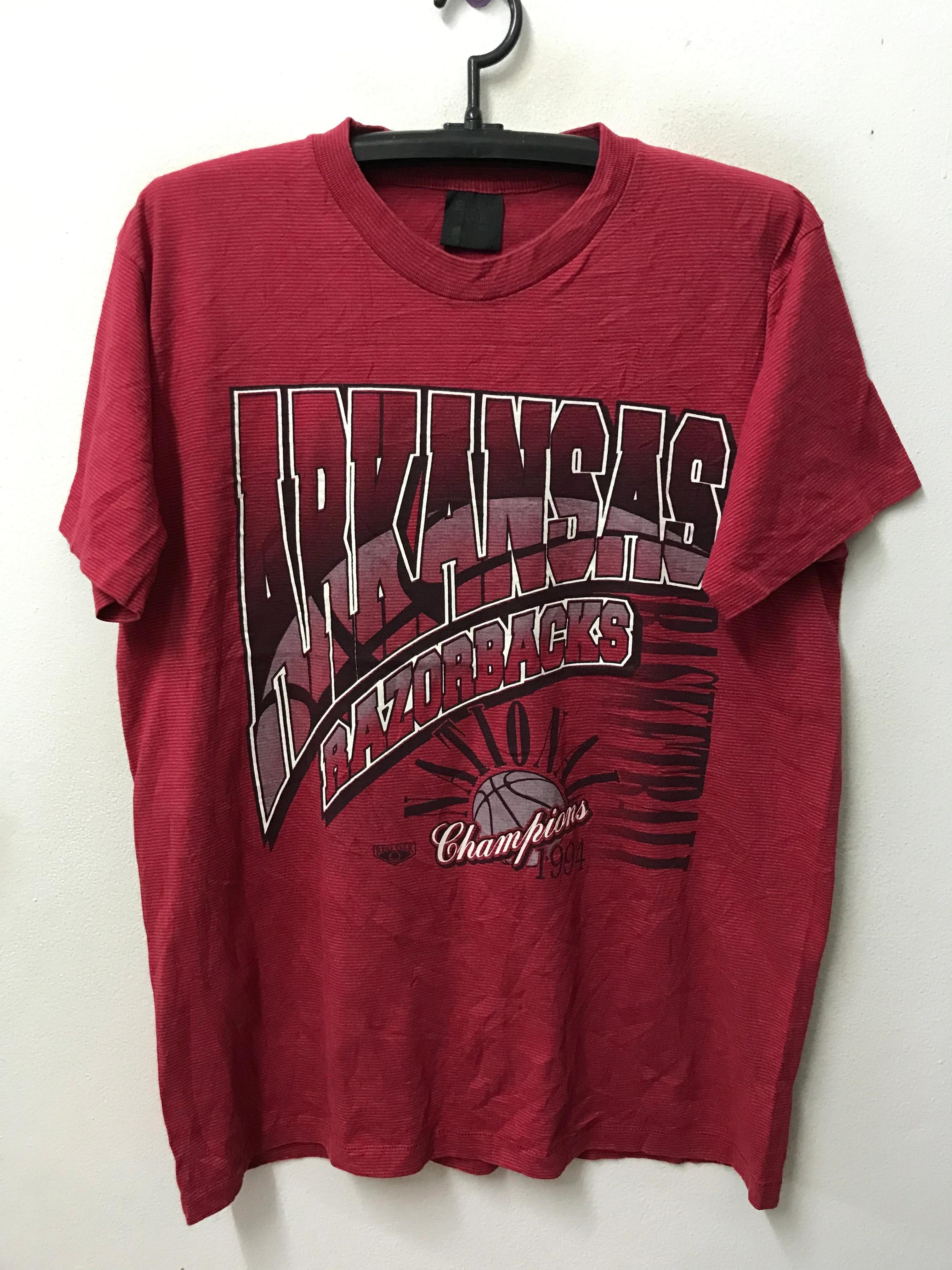 Vintage Style 90s 1994 Arkansas Razorbacks NBA Shirt Sweatshirt Hoodie Reprinted Full Size Gifts for NBA Fans