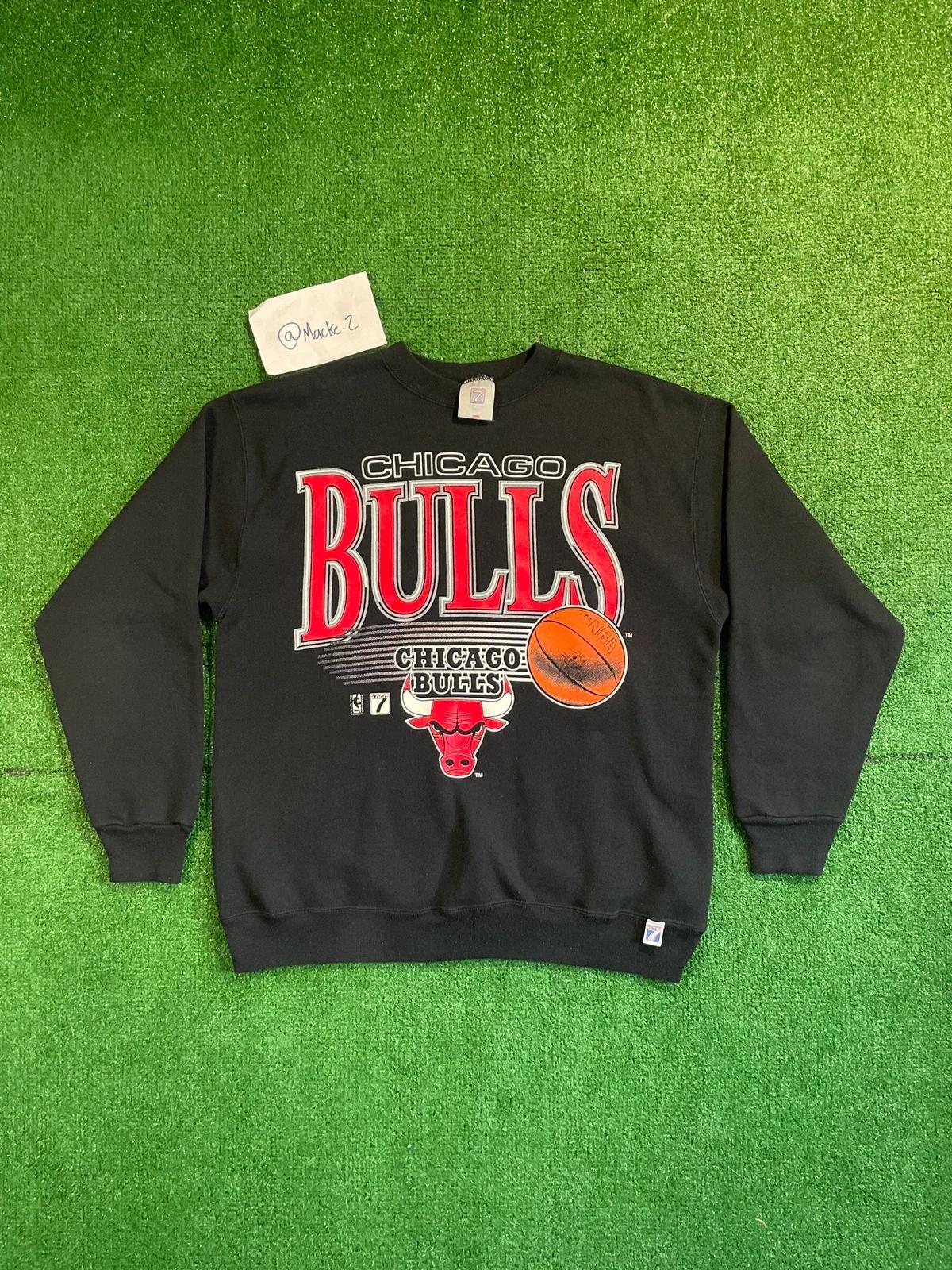 Vintage Style 90's Chicago Bulls Aop Graphic Shirt Hoodie Sweatshirt Reprinted Full Size Gifts for NBA Fans