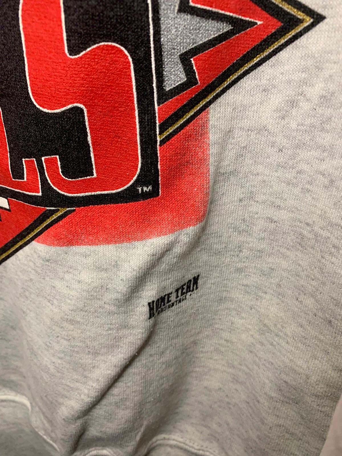 Vintage Style 90’ Chicago Bulls NBA Home Run Shirt Hoodie Sweatshirt Reprinted Full Size Gifts for NBA Fans - Image 4