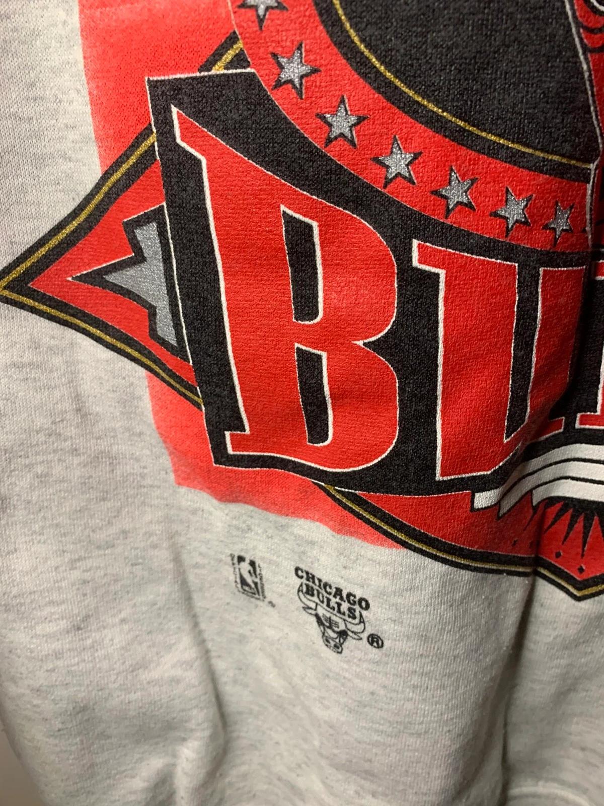 Vintage Style 90’ Chicago Bulls NBA Home Run Shirt Hoodie Sweatshirt Reprinted Full Size Gifts for NBA Fans - Image 3