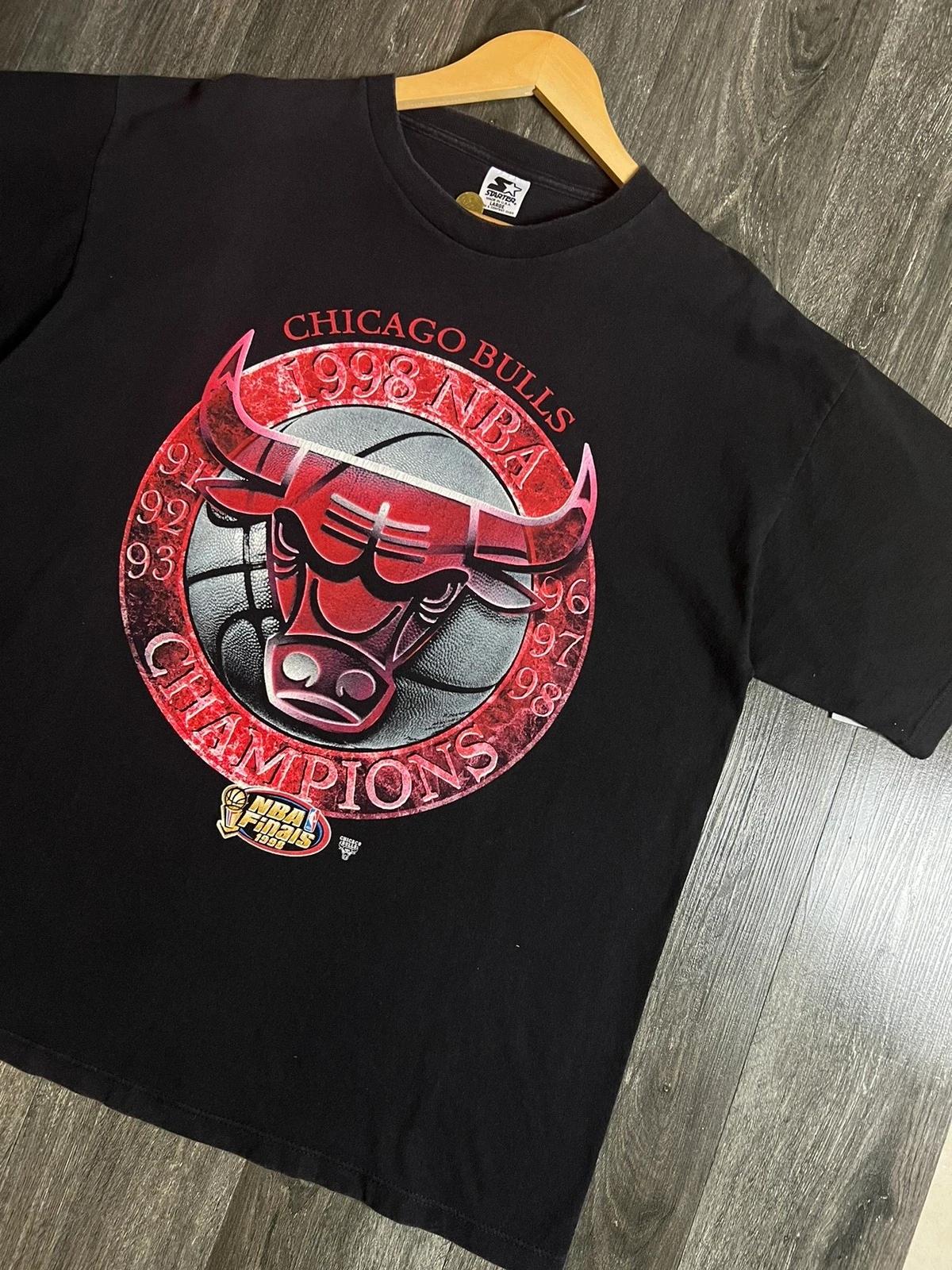 Vintage Style 90s Chicago Bulls NBA 1998 Champion Tour Shirt Hoodie Sweatshirt Reprinted Full Size Gifts for NBA Fans