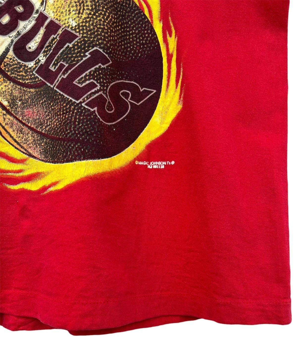 Vintage Style Chicago Bulls Shirt Hoodie Sweatshirt Reprinted Full Size Gifts for NBA Fans - Image 4