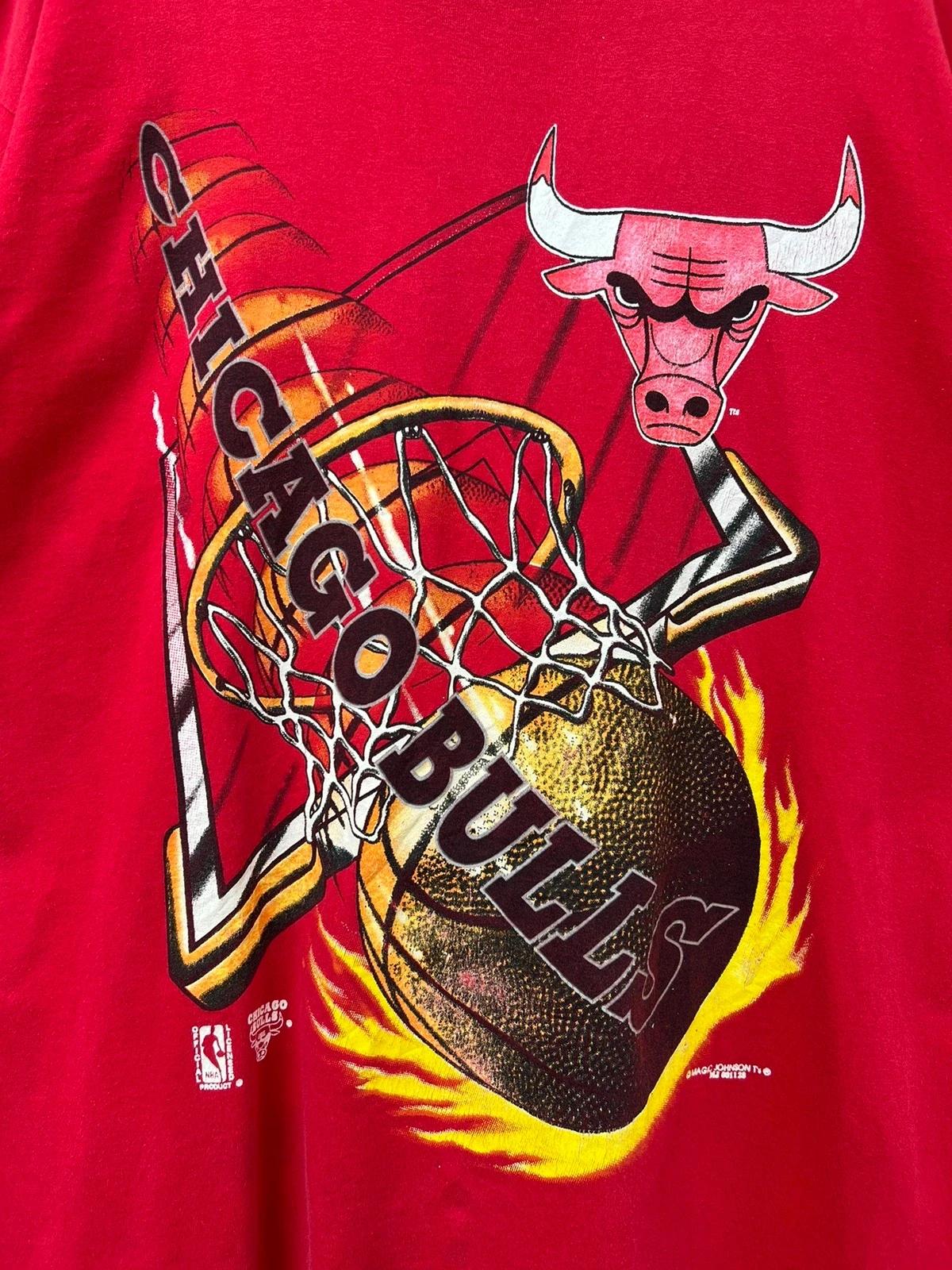 Vintage Style Chicago Bulls Shirt Hoodie Sweatshirt Reprinted Full Size Gifts for NBA Fans - Image 3