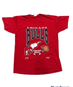 Vintage Style NBA Chicago Bulls Snoopy Shirt Hoodie Sweatshirt Reprinted Full Size Gifts for NBA Fans