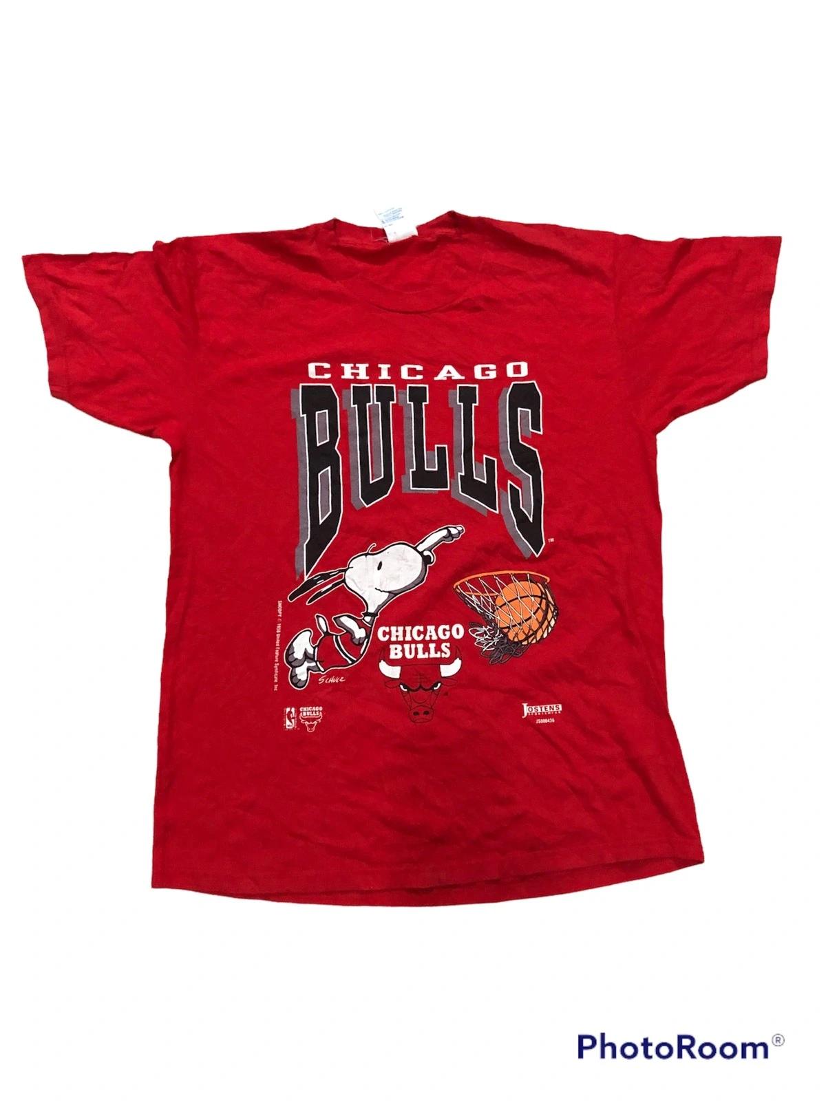 Vintage Style NBA Chicago Bulls Snoopy Shirt Hoodie Sweatshirt Reprinted Full Size Gifts for NBA Fans