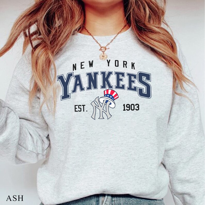 Vintage New York Yankees Est 1903 Sweatshirt, Baseball 2022 Shirt, MLBVintage Tee, World Series Hoodie Gifts for Fans - Image 2