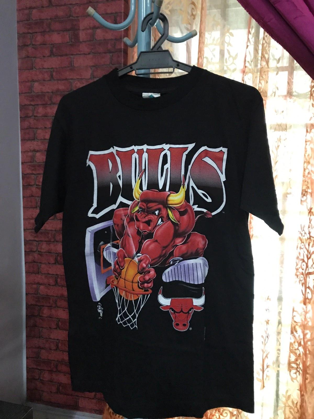Vintage Style Chicago Bulls Tours Champ Shirt Hoodie Sweatshirt Reprinted Full Size Gifts for NBA Fans