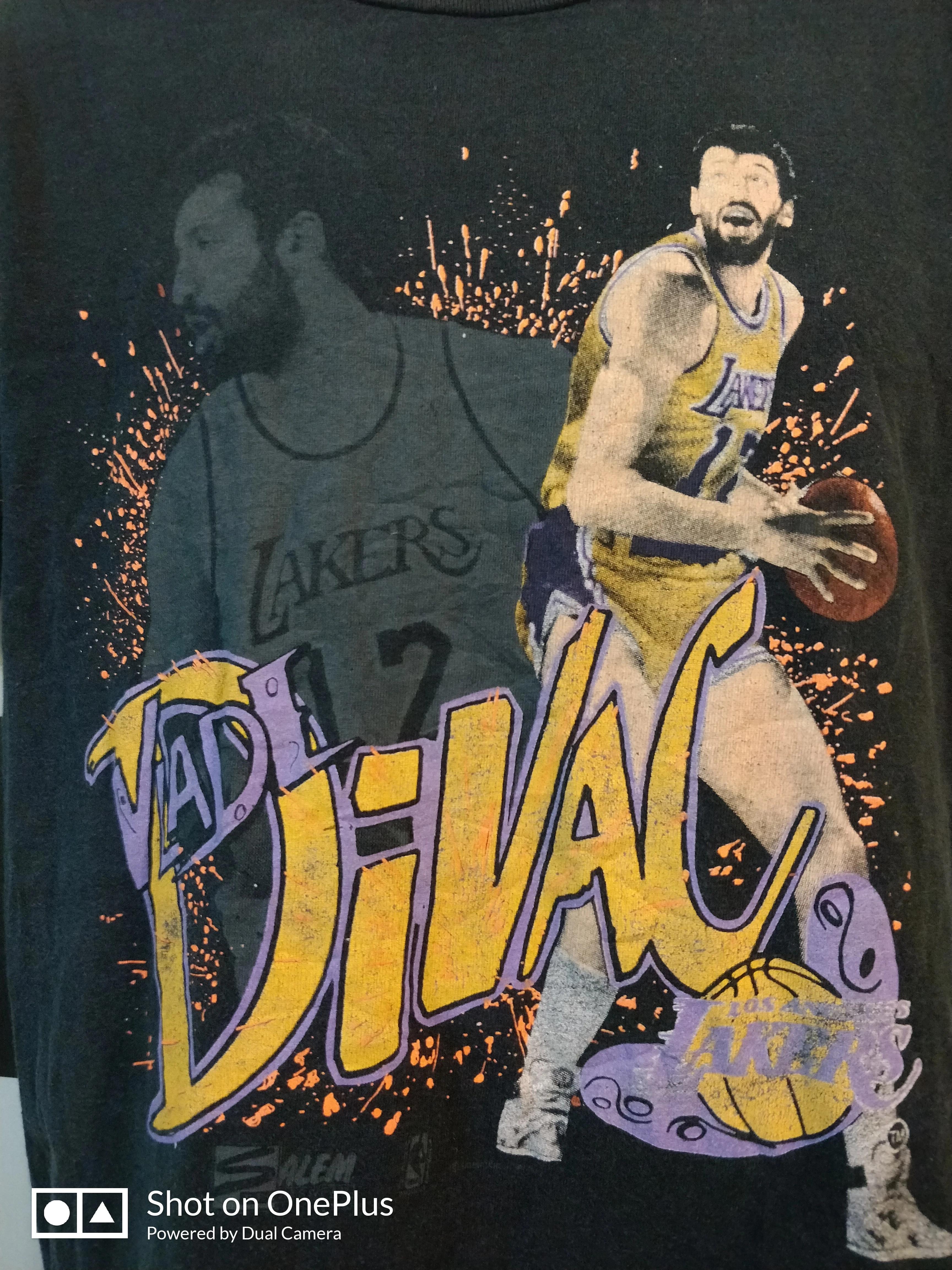 Vintage Style 90s La Lakers Vlade Divac Shirt Hoodie Sweatshirt Reprinted Full Size Gifts for NBA Fans - Image 2