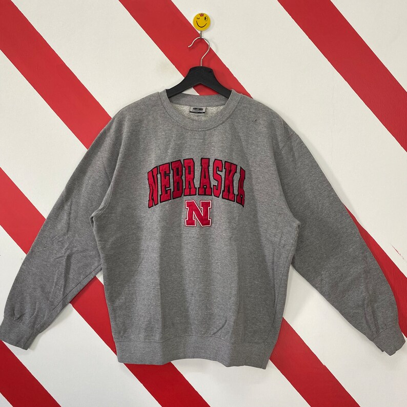 Vintage Nebraska Cornhuskers Sweatshirt Nebraska Crewneck University Nebraska Sweater Nebraska Cornhuskers Logo Grey