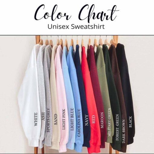 Someone's Cool-Ass Aunt Club Graphic Tee - Fun Aunt Gift, Stylish Sweatshirt
